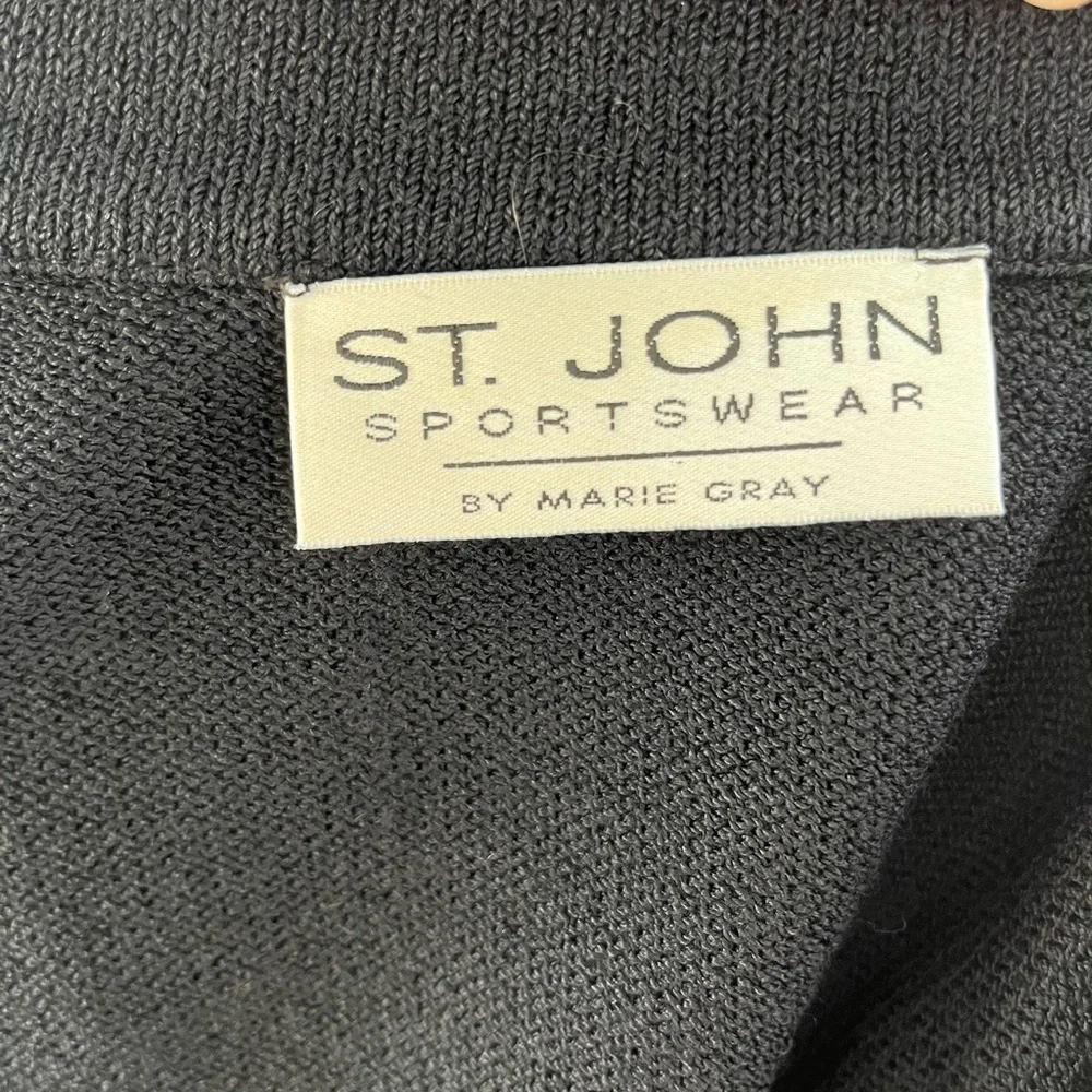 That retro St. John sweater you've been dying for! Multi-color, gold trim - Picture 11 of 13